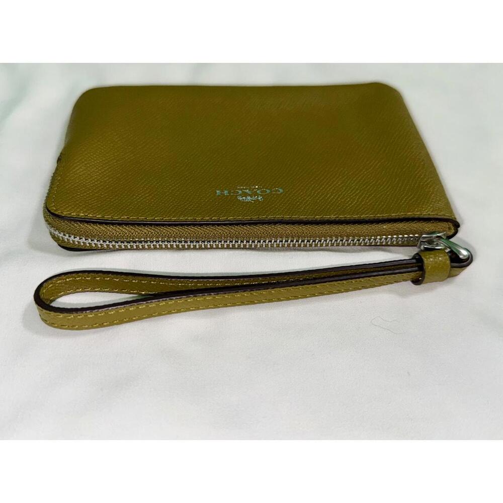 Coach Corner Zip Wristlet 58032 Citron - Picture 7 of 8
